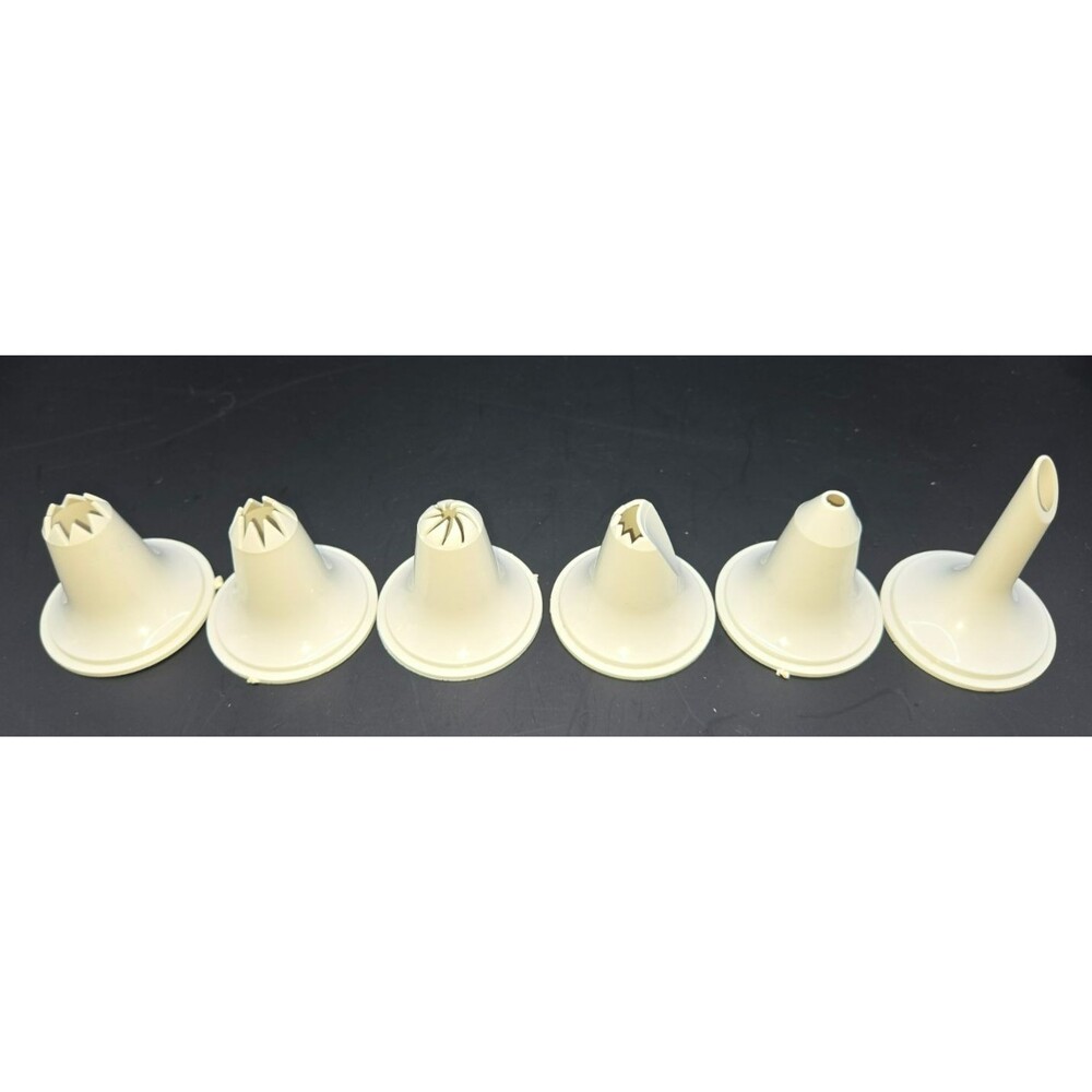Vintage Tupperware Quick Chef / Decorator Cream Plastic Piping Tip Set (Set of 6